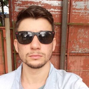 Meet your Posher, Vinicius